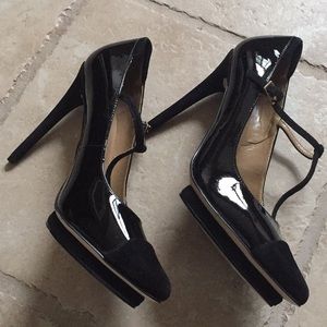 Ann Taylor Black leather t strap platform. Sz 6.5